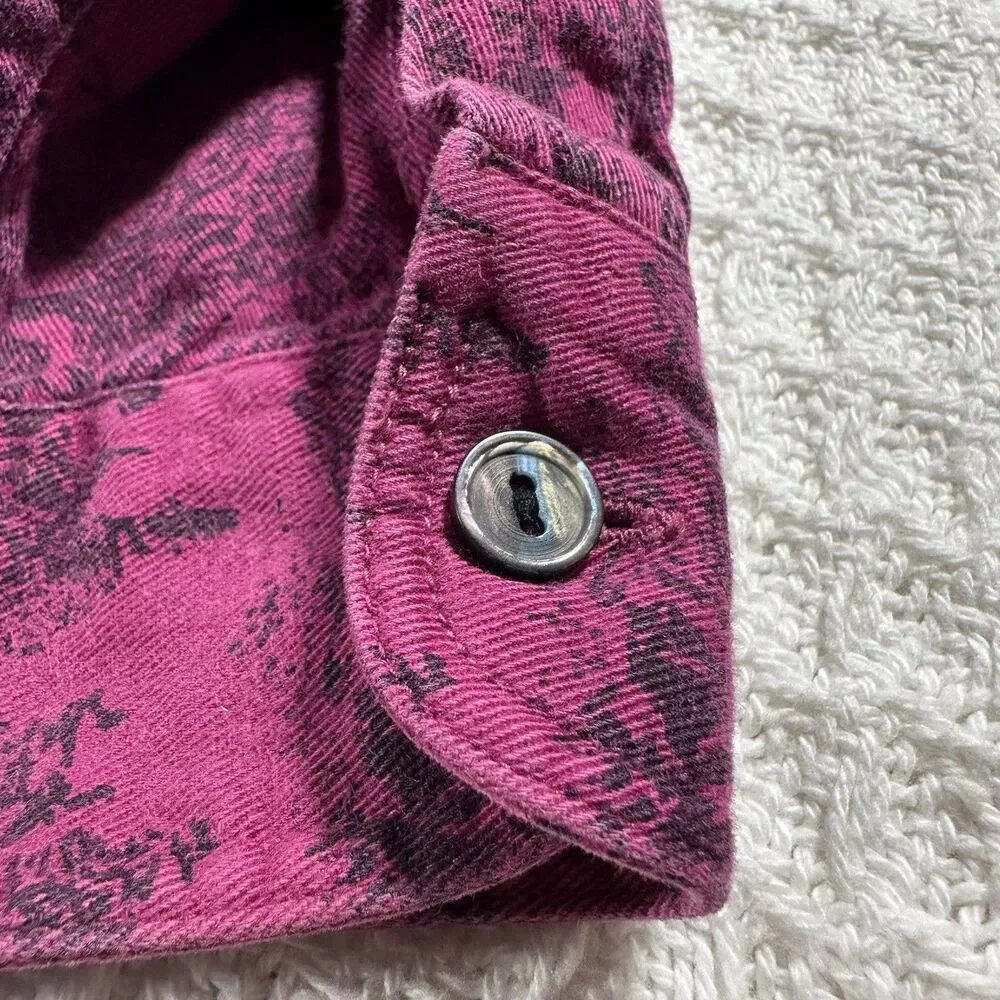 RARE Levi’s Sutter Creek M | 80s Magenta Forest | Hidden Placket + MOP‎ Buttons